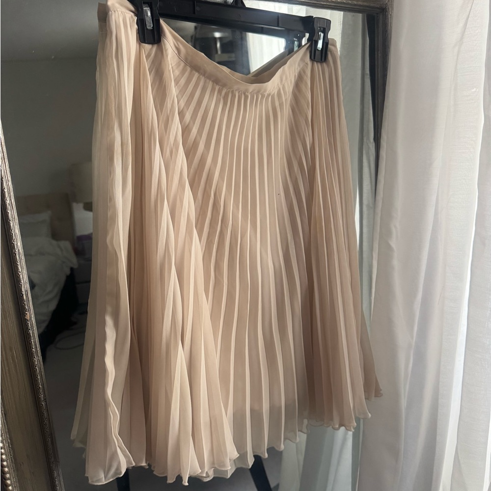 Suzy Shier Beige Pleated A-Line Skirt